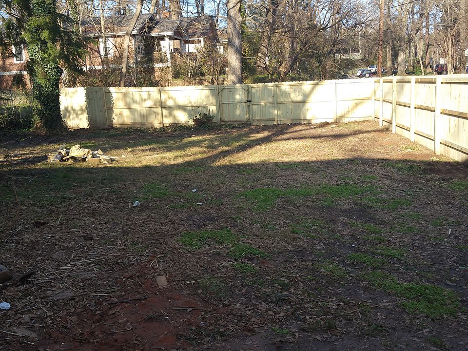 2nd image of 368 Elvira St SE