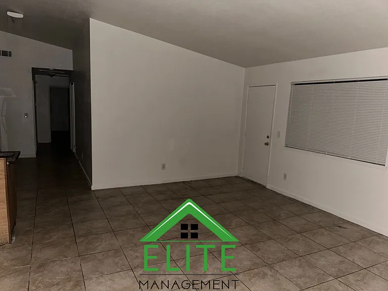 2948 Connie Dr — Photo 6