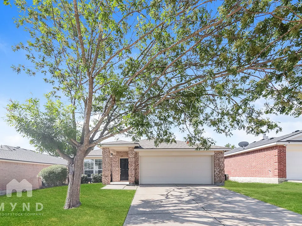 729 Mahogany Dr