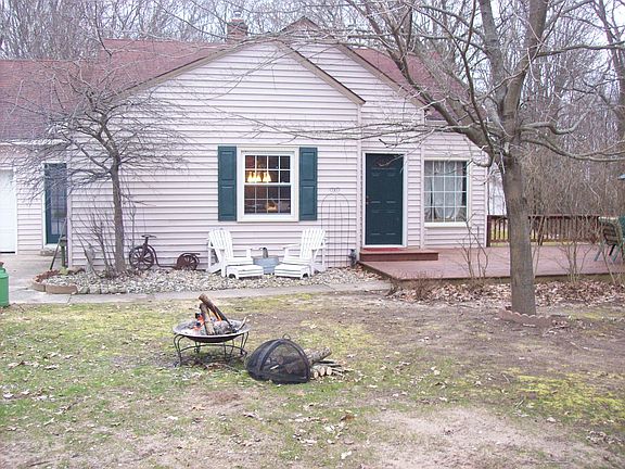 3rd image of 8360 Sheridan St