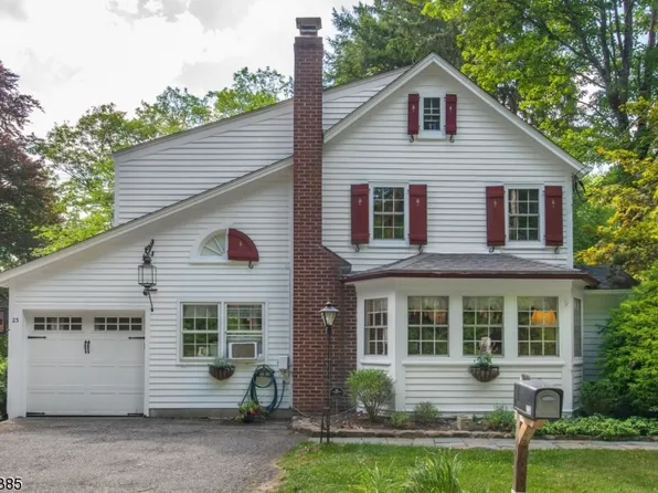 23 Roxiticus Rd, Mendham Twp., NJ 07945