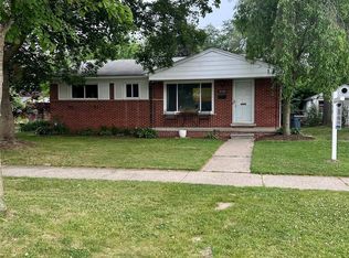 31105 W Chicago St, Livonia, MI 48150
