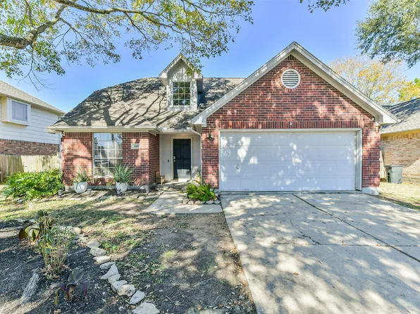 3115 Colony Dr, Dickinson, TX 77539