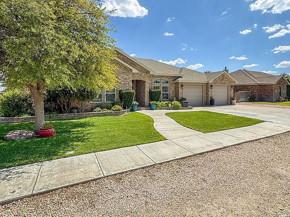 2nd image of 927 W Desert Sage Rd