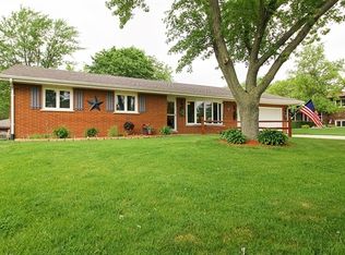 541 Melrose Ln, Beecher, IL 60401