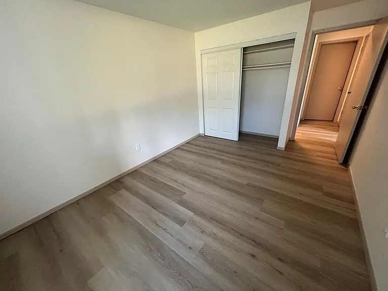 2323 Woodrow Ct — Photo 12