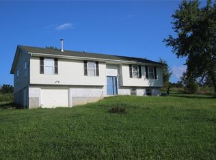 11927 Sunlight Rd, Belgrade, MO 63622