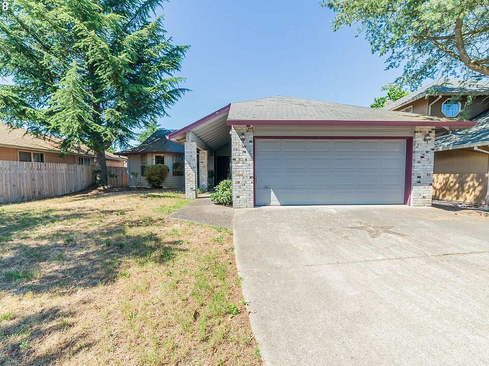 1st image of 15904 SE 13th Cir