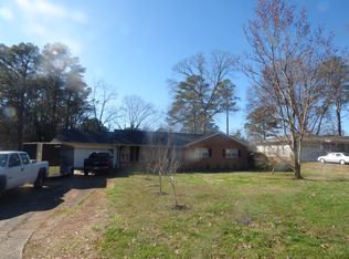 1715 Willie Dr, Marietta, GA 30062