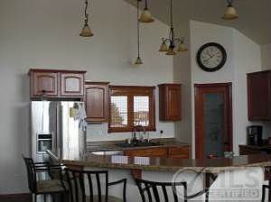 Kitchen (2)