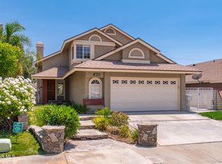 28730 Raintree Ln, Santa Clarita, CA 91390