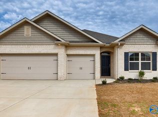 508 SW Short Row Cir, Madison, AL 35756