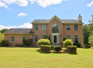 2390 Mountain Rd, Stroudsburg, PA 18360