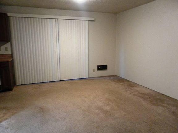 3rd image of 1106 NE 145th St