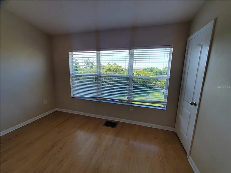 10173 Bessemer Pond Ct — Photo 6