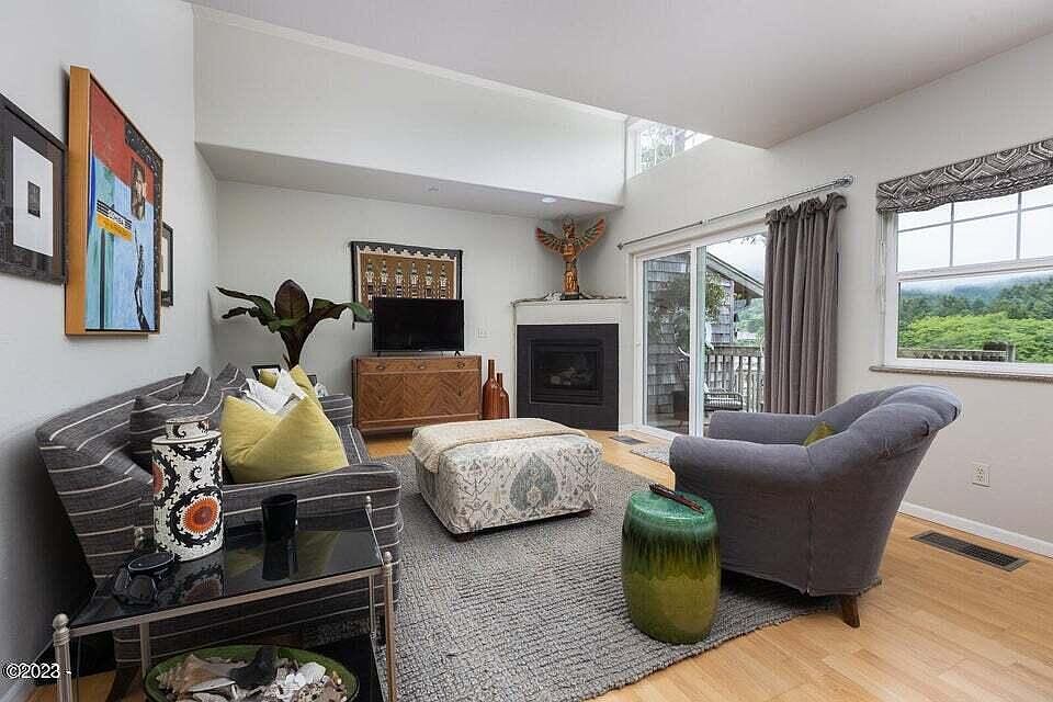 425 SE Shell Ave UNIT 5, Depoe Bay, OR 97341 Zillow