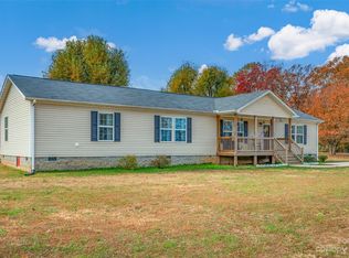 2991 Love Rd, Claremont, NC 28610
