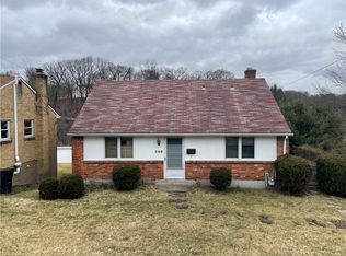 1102 Grouse Dr, Pittsburgh, PA 15243