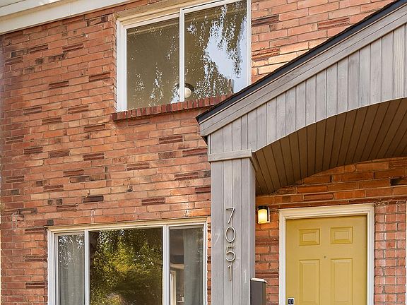 Light and bright two story unit - side by side configuration.