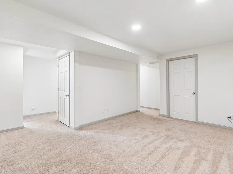 4215 S Lipan St — Photo 17