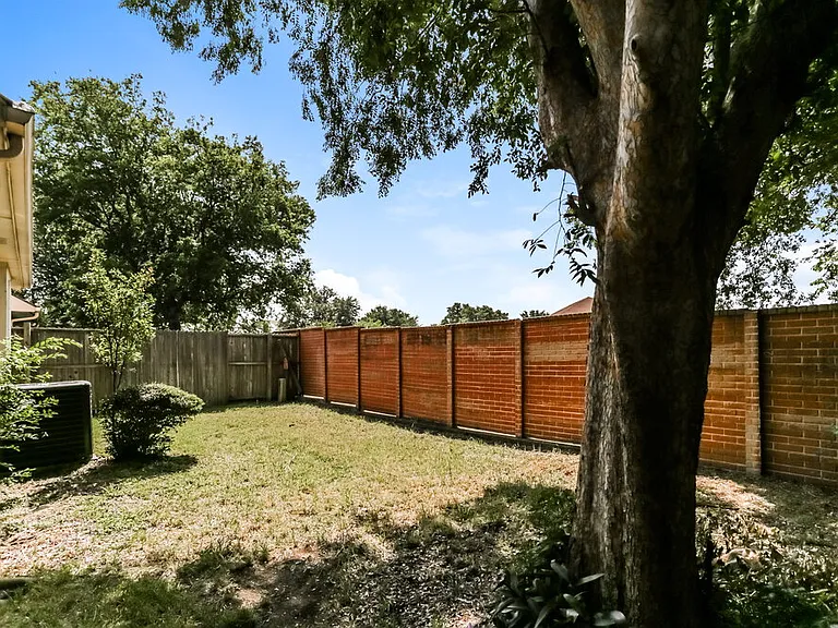 922 Golden Grove Dr — Photo 16