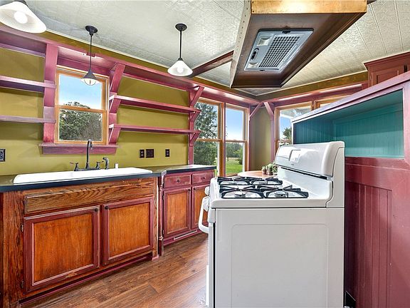 5th image of 13443 Whispering Oaks Ln