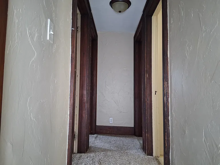 1543 Front St — Photo 13