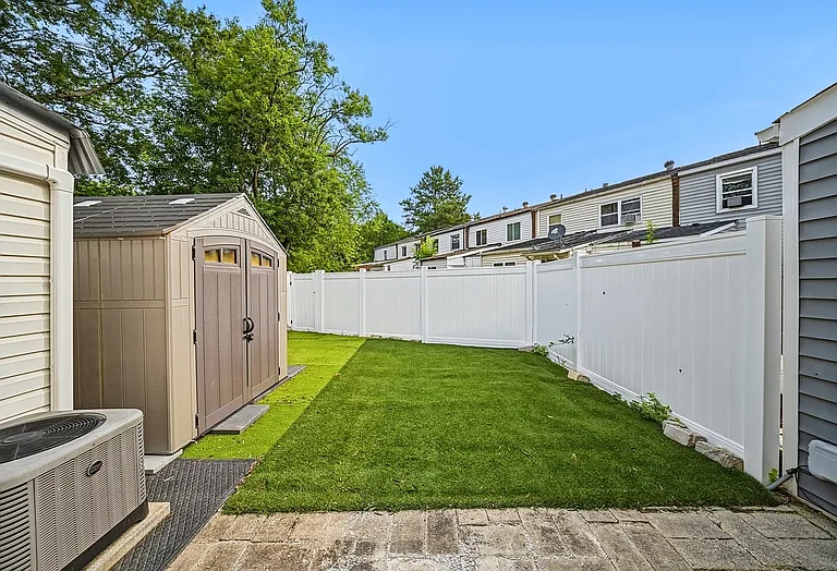 3244 Yorkborough Way — Photo 21