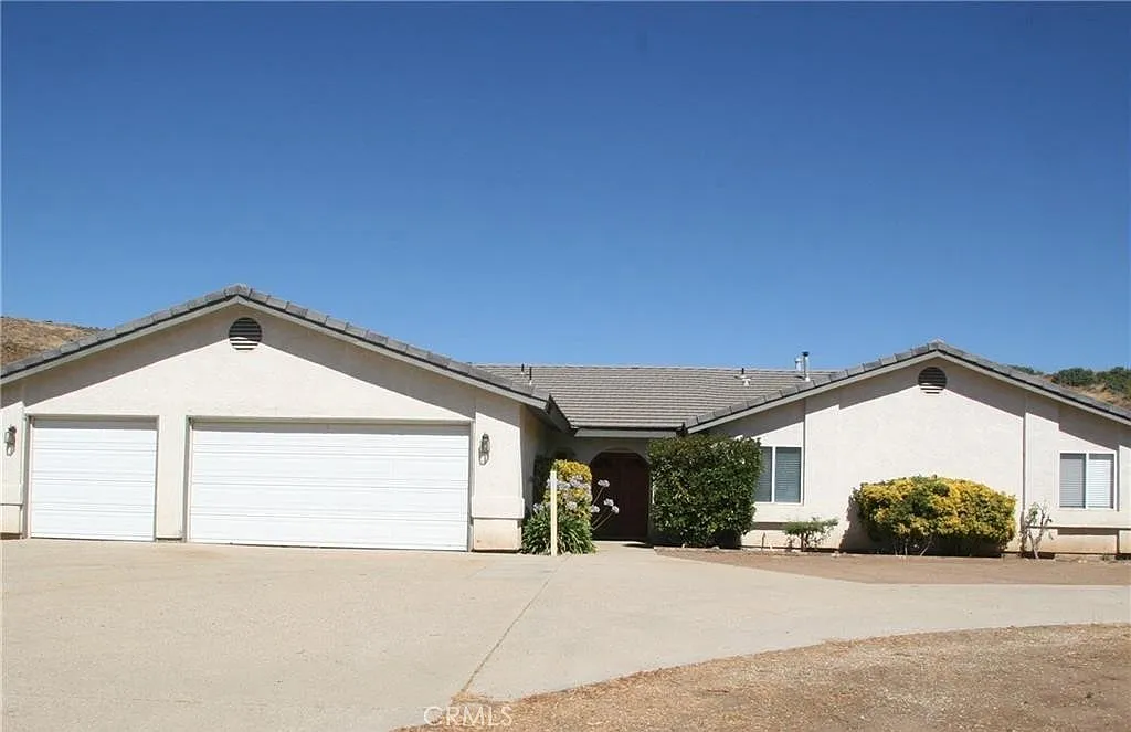 33125 Big Springs Rd photo 1