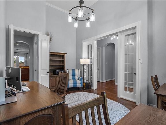 5th image of 2133 Belcara View