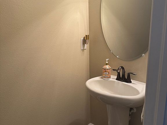 4th image of 23945 San Giovanni Dr