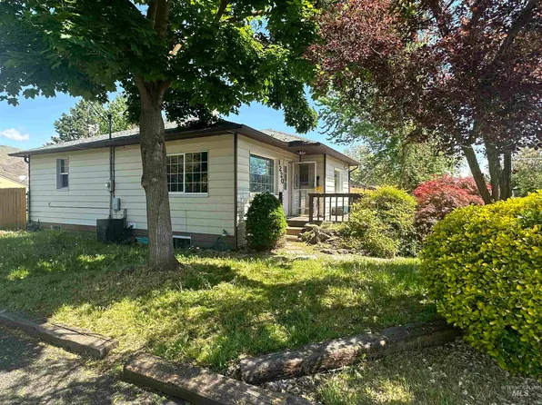 1220 Poplar St, Clarkston, WA 99403