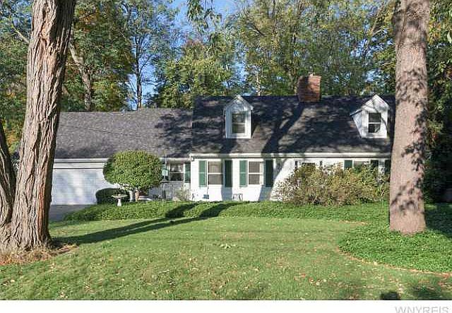 1st image of 17 Metzger Dr