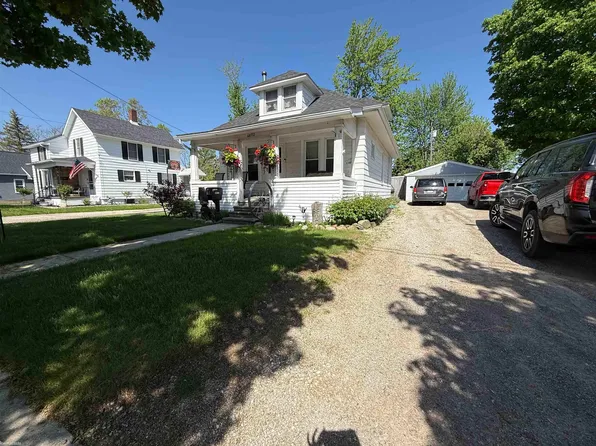 68772 S Forest Ave, Richmond, MI 48062