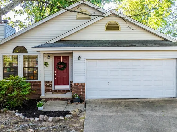 1801 Mesquite Cir, Little Rock, AR 72211