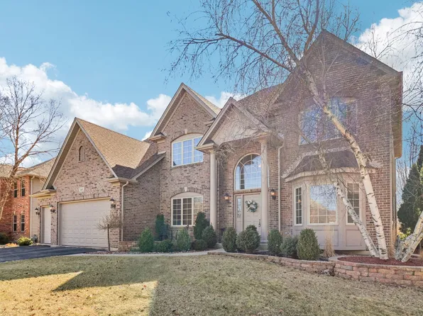 143 Pineridge Dr S, Oswego, IL 60543