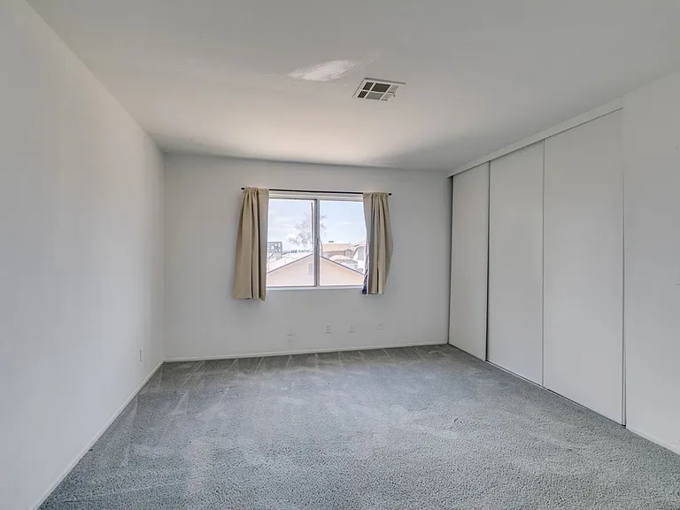4335 Galore Ave — Photo 31