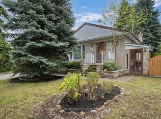 402 Centre St E, Richmond Hill, ON L4C 1B7