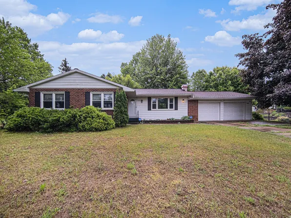 6109 Young Rd, Jackson, MI 49201