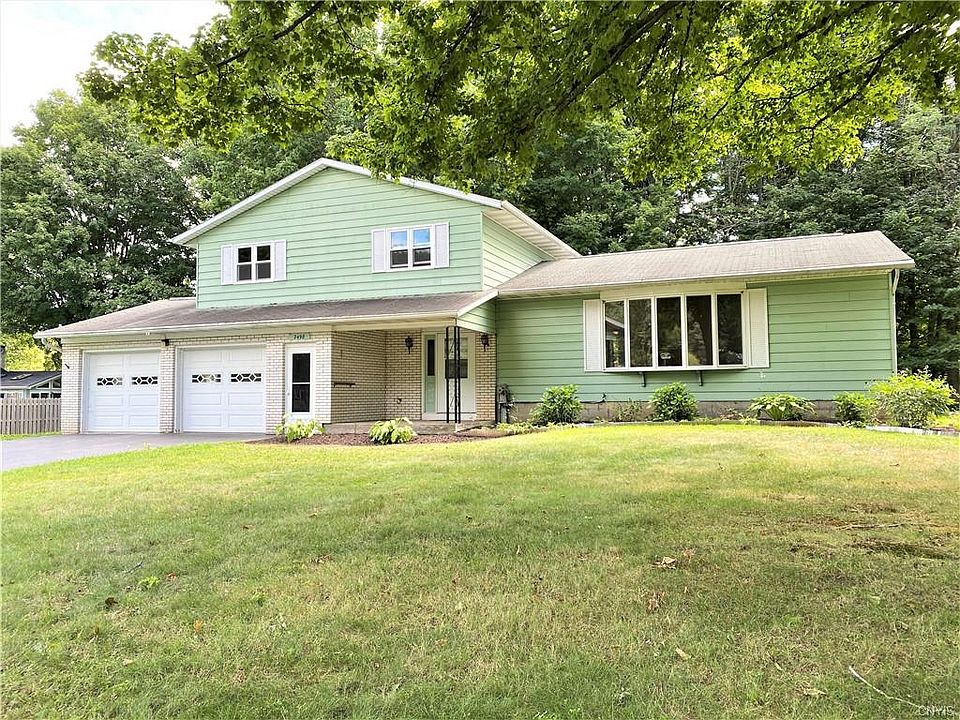 1st image of 2498 Country Ln
