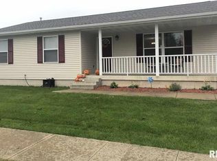 523 18th Ave, Fulton, IL 61252