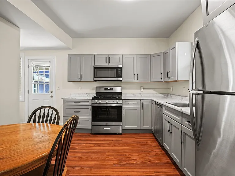 409 S Aurora St — Photo 15