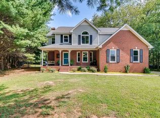 2021 Keenland Dr, Murfreesboro, TN 37127