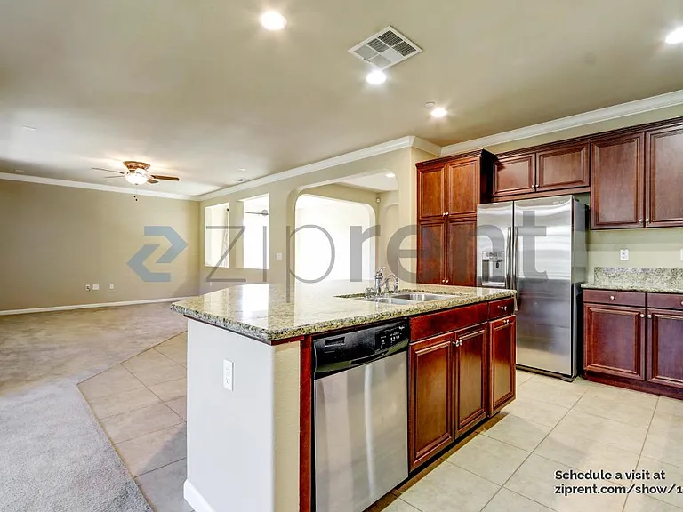 5617 Monaghan Way — Photo 4