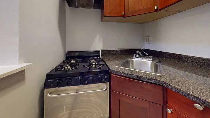 Rented by Bond New York | media 10