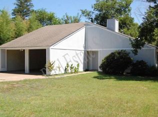 1605 Lemon Tree Ln, College Station, TX 77840