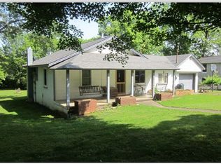 718 Niles Ferry Rd, Madisonville, TN 37354