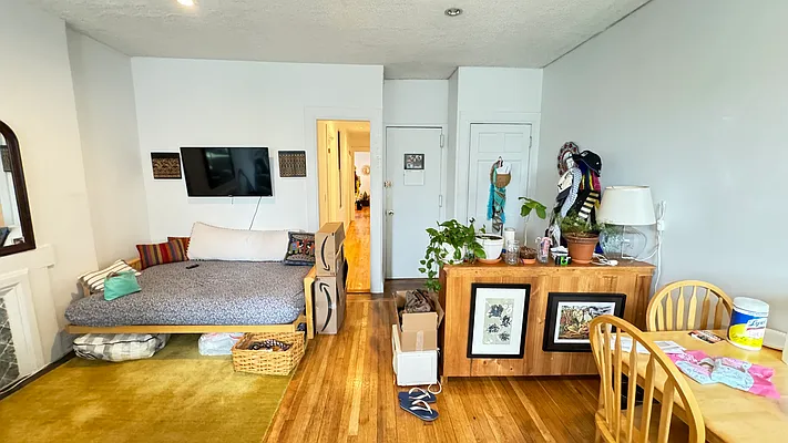 Rented by Nathan Joseph & Associates Inc. | media 23