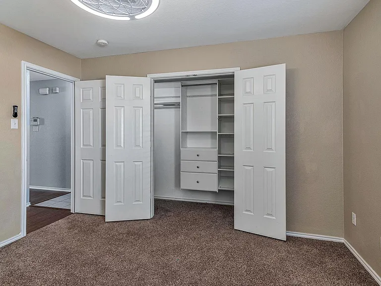 1817 Kittredge Way — Photo 14