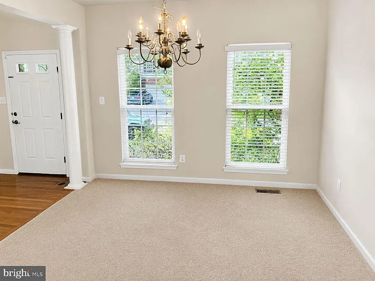 12489 Pfitzner Ct — Photo 3